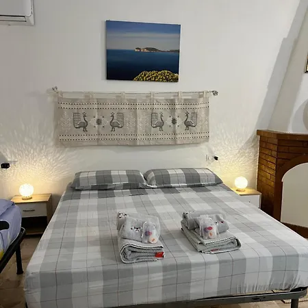 The Arches House Iun F1092 * Alghero